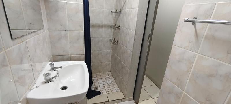 To Let 7 Bedroom Property for Rent in Die Bult North West